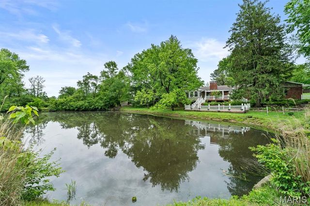 160 Ladue Pines Drive, Creve Coeur, MO 63141