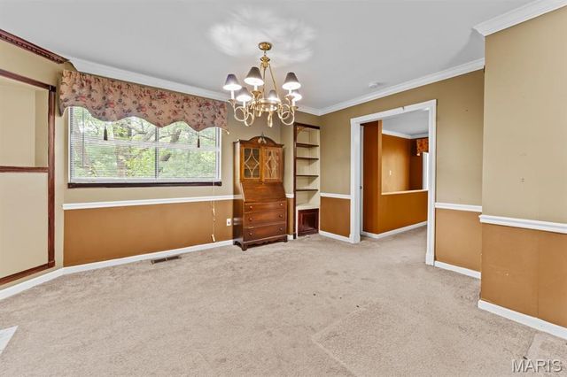 160 Ladue Pines Drive, Creve Coeur, MO 63141