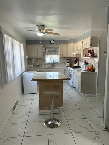 14622 Wabash Avenue, Dolton, IL 60419