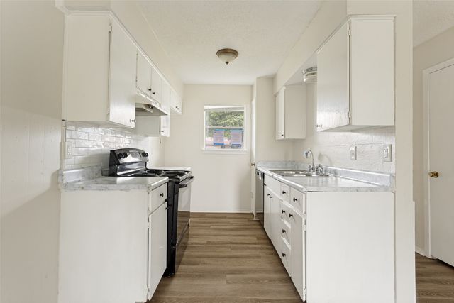714 Shorecrest Drive, Garland, TX 75040