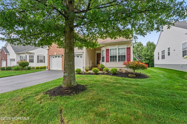12 Silver Maple Lane, Howell, NJ 07728