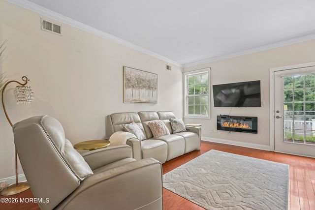 12 Silver Maple Lane, Howell, NJ 07728