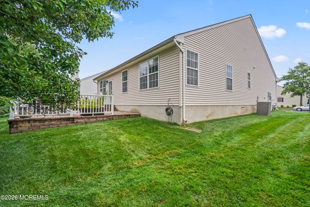12 Silver Maple Lane, Howell, NJ 07728