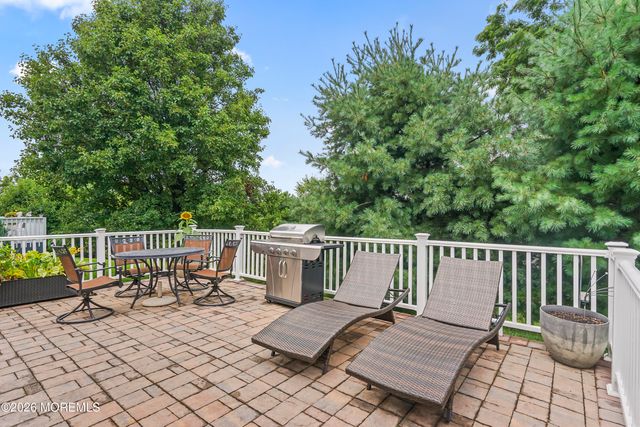 12 Silver Maple Lane, Howell, NJ 07728