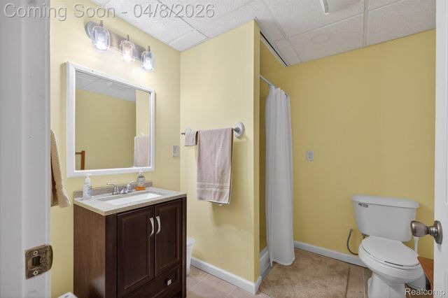 26300 Wacker Drive, Chesterfield Township, MI 48051