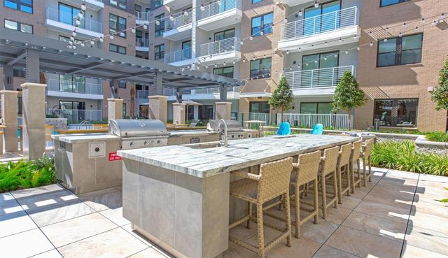 3636 W Dallas Street 521, Houston, TX 77019