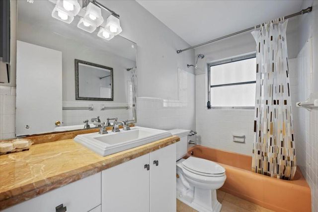 516 Sabal Palm Drive, Lake Park, FL 33403