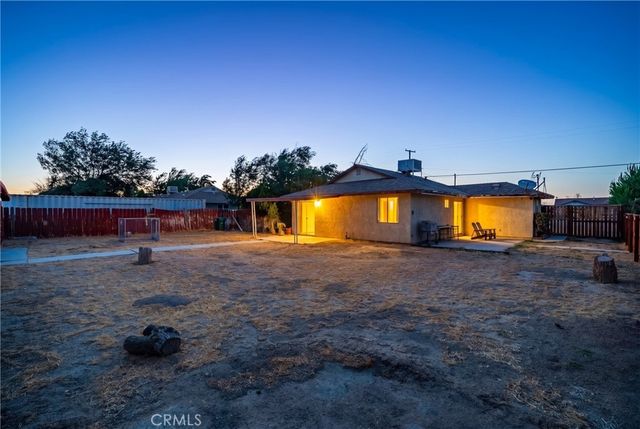 8728 W Avenue E12, Lancaster, CA 93536