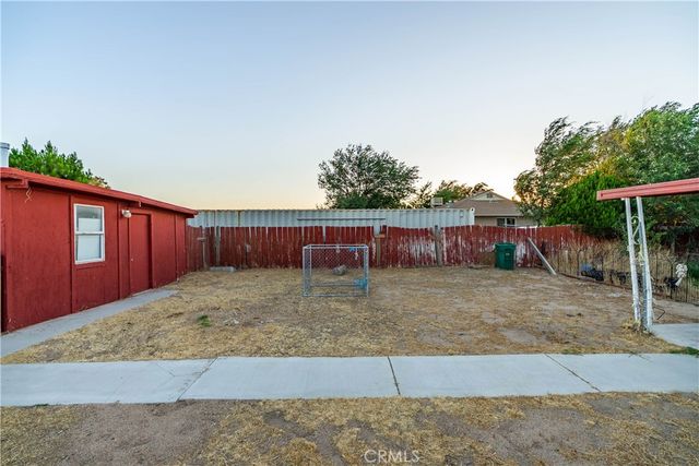 8728 W Avenue E12, Lancaster, CA 93536
