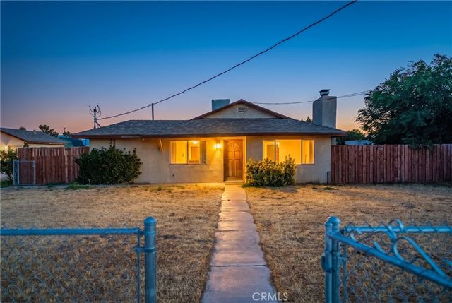 8728 W Avenue E12, Lancaster, CA 93536