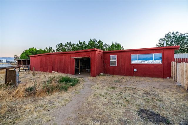 8728 W Avenue E12, Lancaster, CA 93536