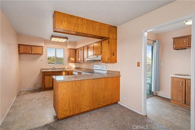 8728 W Avenue E12, Lancaster, CA 93536