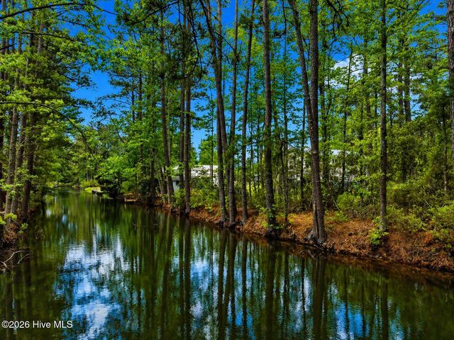 131 Sportsman Lane, Beaufort, NC 28516