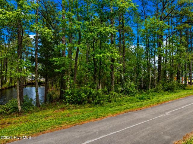 131 Sportsman Lane, Beaufort, NC 28516