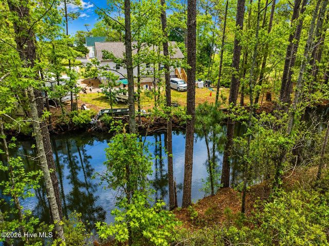 131 Sportsman Lane, Beaufort, NC 28516