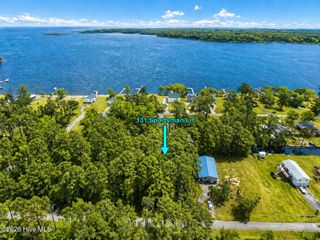 131 Sportsman Lane, Beaufort, NC 28516