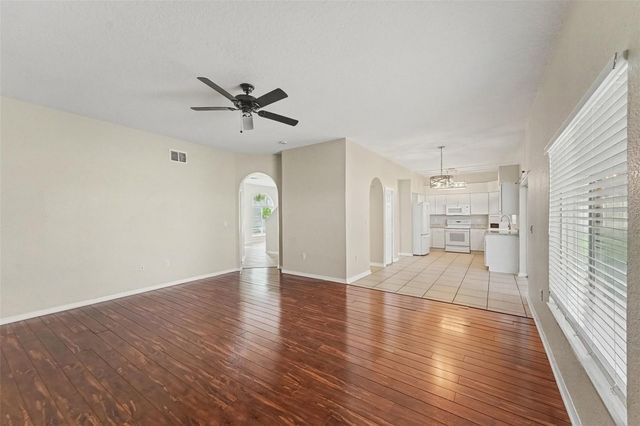 19431 SANDY SPRINGS CIRCLE, Lutz, FL 33558