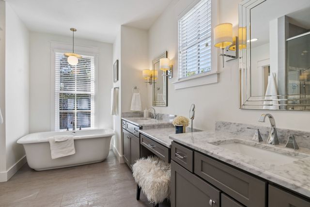 3640 Mayflower Pl, Nashville, TN 37204
