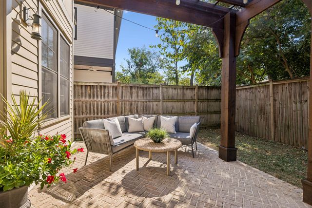 3640 Mayflower Pl, Nashville, TN 37204