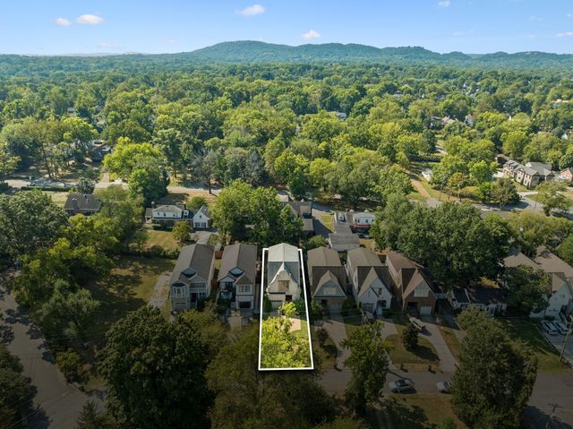 3640 Mayflower Pl, Nashville, TN 37204