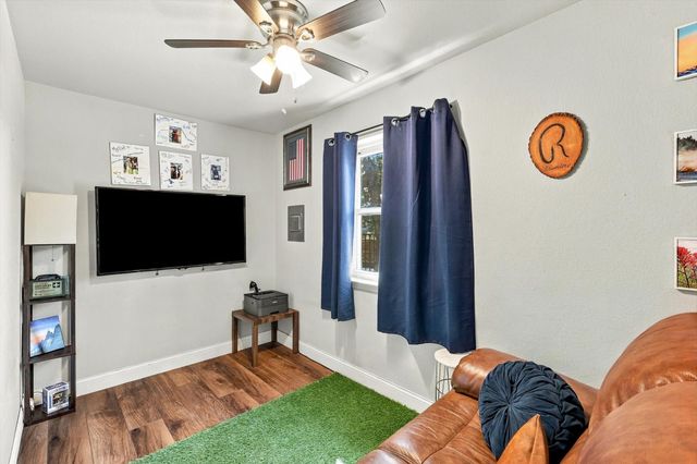1003 Hopkins Drive, Denton, TX 76205