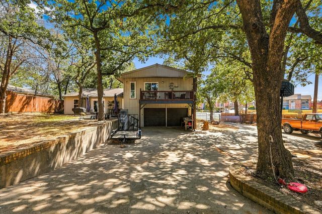 1003 Hopkins Drive, Denton, TX 76205