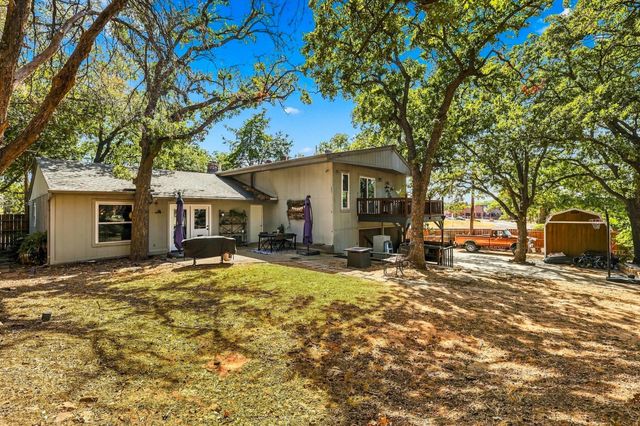 1003 Hopkins Drive, Denton, TX 76205