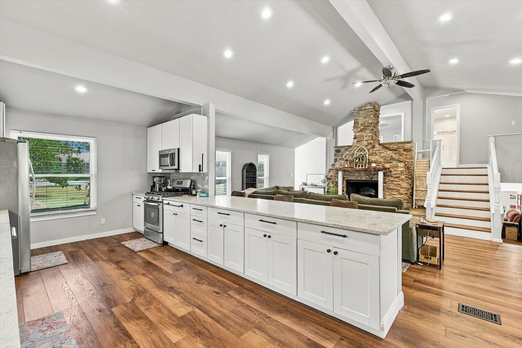 1003 Hopkins Drive, Denton, TX 76205 — photo 5