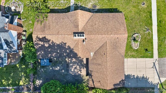 28013 Roan Drive, Warren, MI 48093