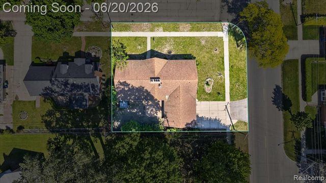 28013 Roan Drive, Warren, MI 48093