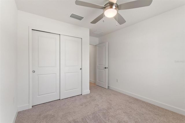 9239 WESTSIDE HILLS DR, Davenport, FL 33896