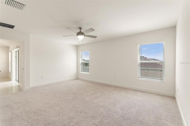 9239 WESTSIDE HILLS DR, Davenport, FL 33896