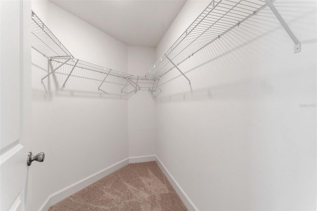 9239 WESTSIDE HILLS DR, Davenport, FL 33896