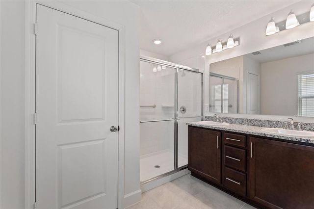 9239 WESTSIDE HILLS DR, Davenport, FL 33896