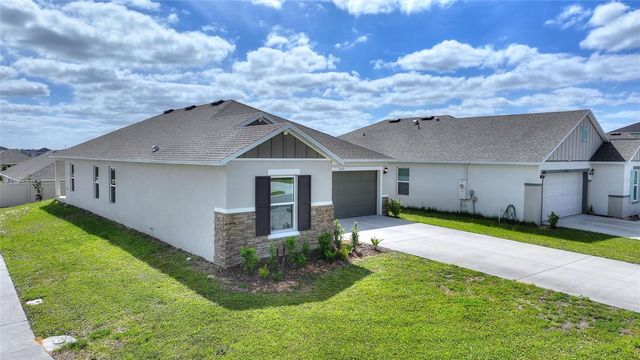 9239 WESTSIDE HILLS DR, Davenport, FL 33896