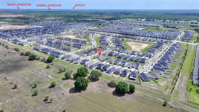 9239 WESTSIDE HILLS DR, Davenport, FL 33896