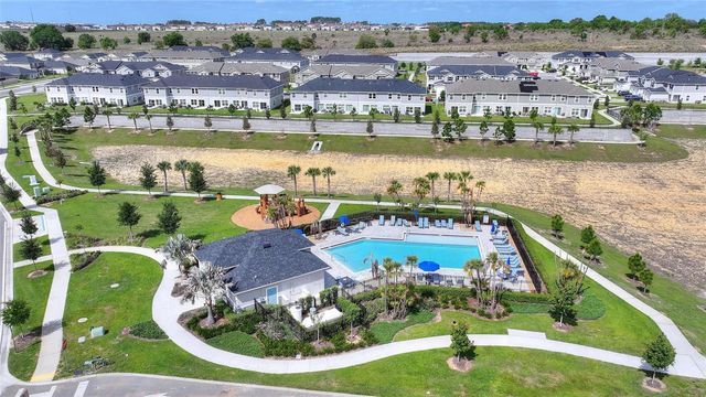 9239 WESTSIDE HILLS DR, Davenport, FL 33896