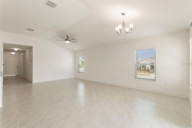 9239 WESTSIDE HILLS DR, Davenport, FL 33896