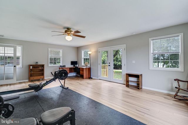 1675 MALLARD POINT RD, Prince Frederick, MD 20678