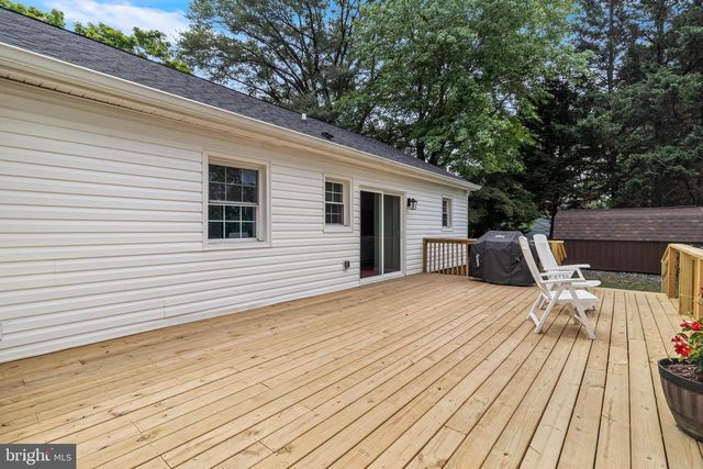 1675 MALLARD POINT RD, Prince Frederick, MD 20678