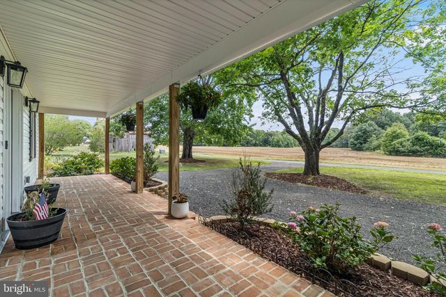 1675 MALLARD POINT RD, Prince Frederick, MD 20678