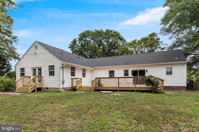 1675 MALLARD POINT RD, Prince Frederick, MD 20678