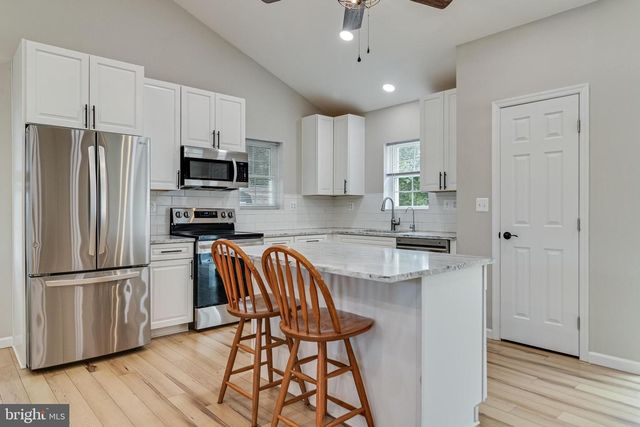 1675 MALLARD POINT RD, Prince Frederick, MD 20678