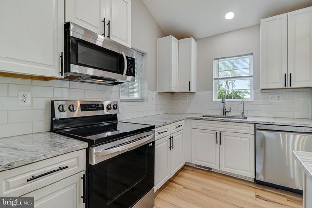 1675 MALLARD POINT RD, Prince Frederick, MD 20678