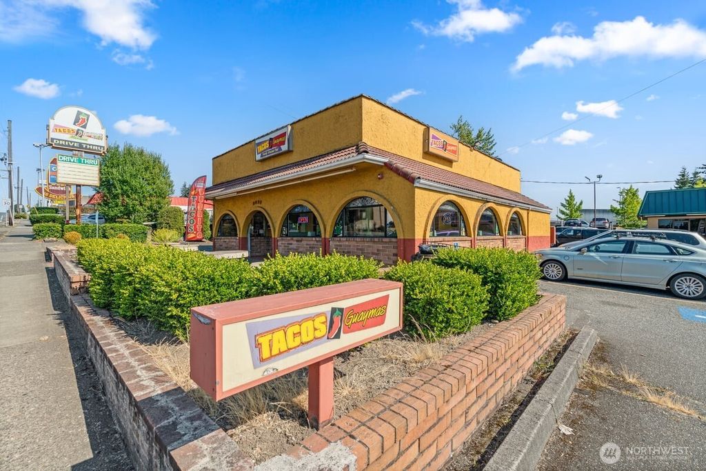 2630 S 38th Street, Tacoma, WA 98409