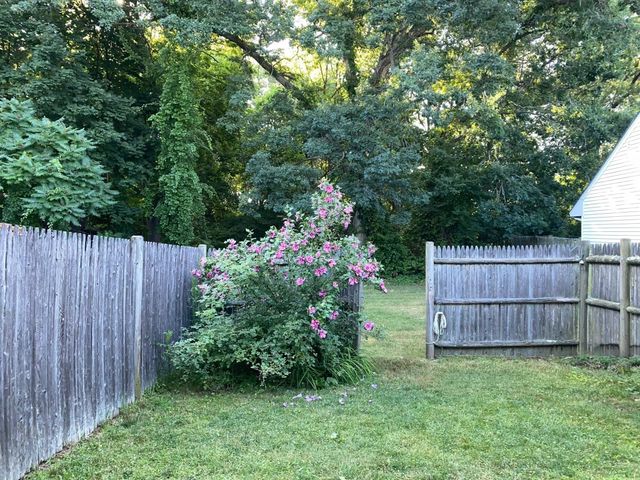 233 Lake St D, Weymouth, MA 02189