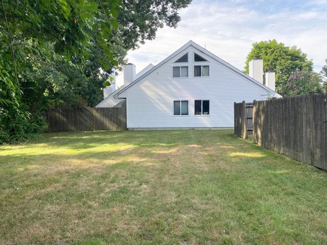 233 Lake St D, Weymouth, MA 02189