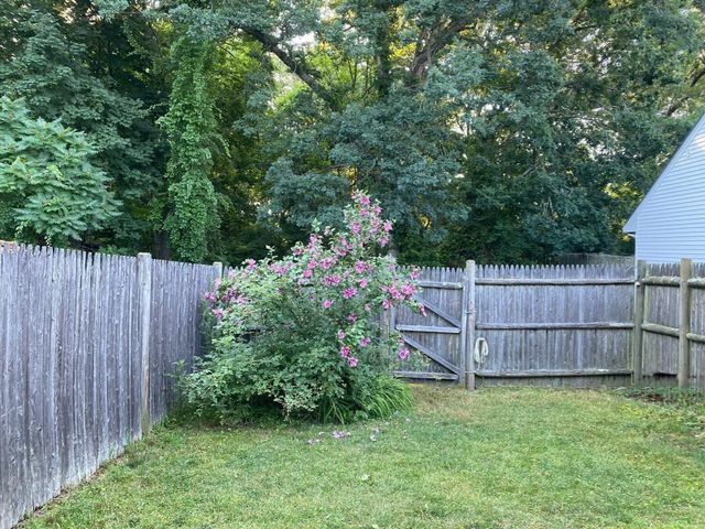 233 Lake St D, Weymouth, MA 02189