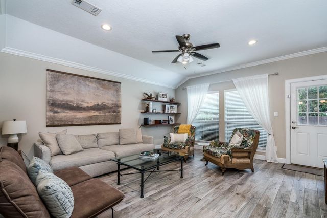 226 Foster Street, Tomball, TX 77375