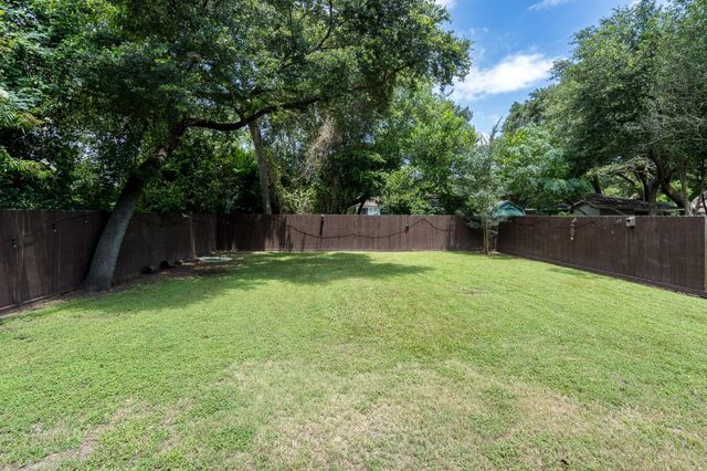 226 Foster Street, Tomball, TX 77375